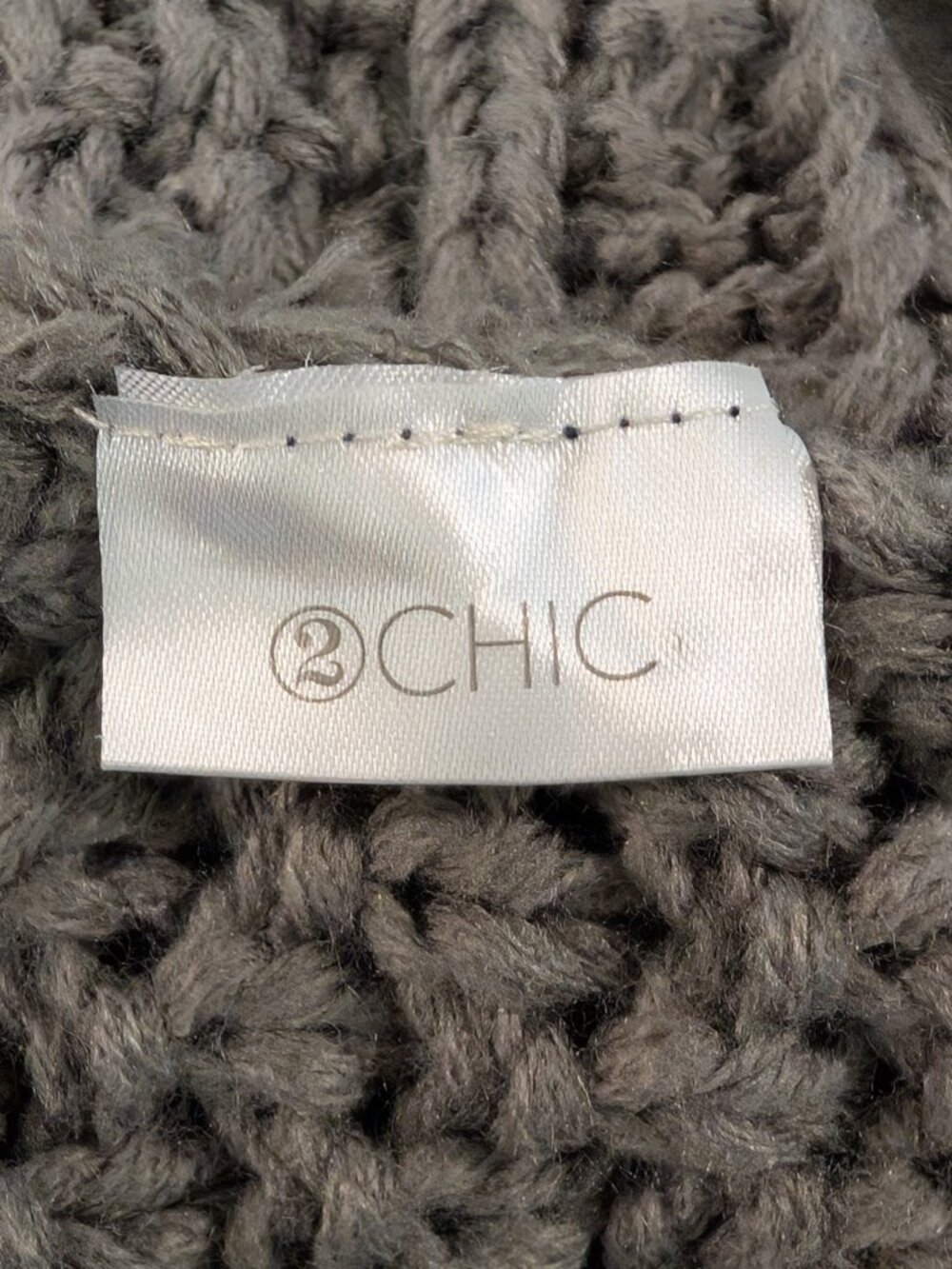 2 Chic Cable Knit Fringe Poncho Turtleneck Sweater Boho Gray One Size - Picture 4 of 5
